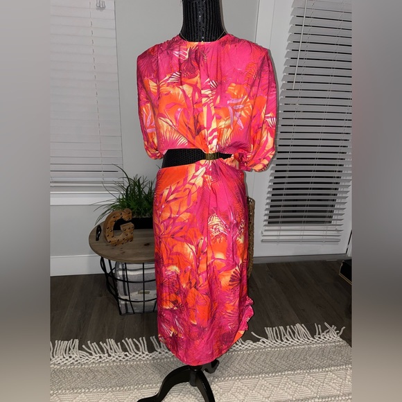 Catwalk Collection Tropical Dress - Picture 1 of 6